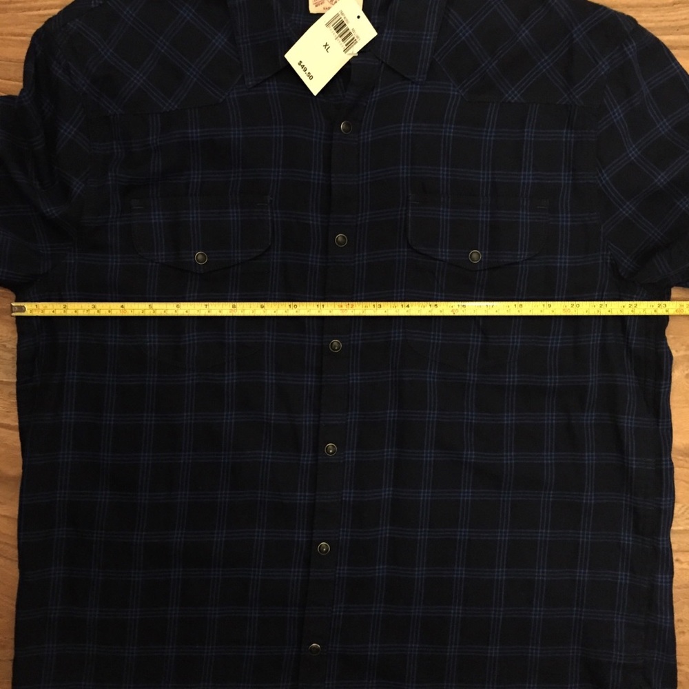 Sold! NWT! Lucky Brand Slim Fit Short Sleeve Shirt - Picture 8 of 8
